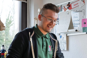 Marvin Berger, Traumapädagoge und Fachergotherapeut für Pädiatrie in der Praxis für Ergotherapie
