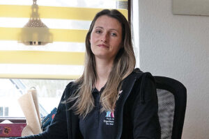 Sofie Läßig, sie ist Kinder- und Jugendcoach und Traumapädagogin in der Praxis für Ergotherapie